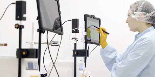 Virus trasportati nel sangue che causano malattie infettive